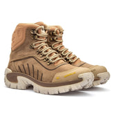 Bota Conquest Creme Nobuck